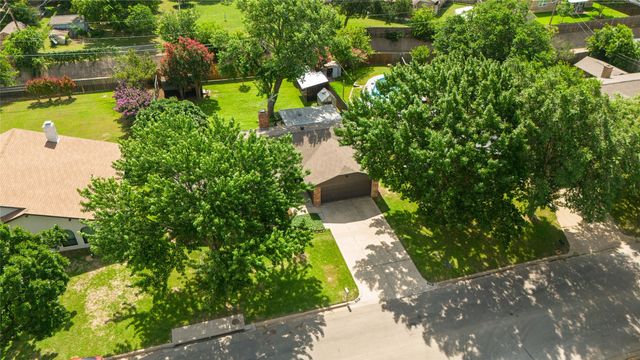 6528 Sherri Lane, North Richland Hills, TX 76182