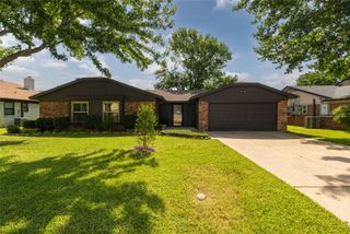 6528 Sherri Lane, North Richland Hills, TX 76182