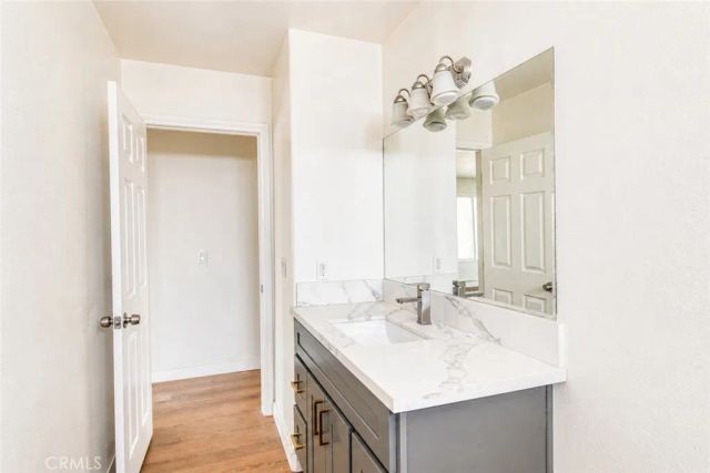 20465 Piedmont Dr, Apple Valley, CA 92308