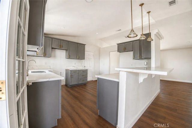 20465 Piedmont Dr, Apple Valley, CA 92308