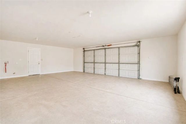 20465 Piedmont Dr, Apple Valley, CA 92308