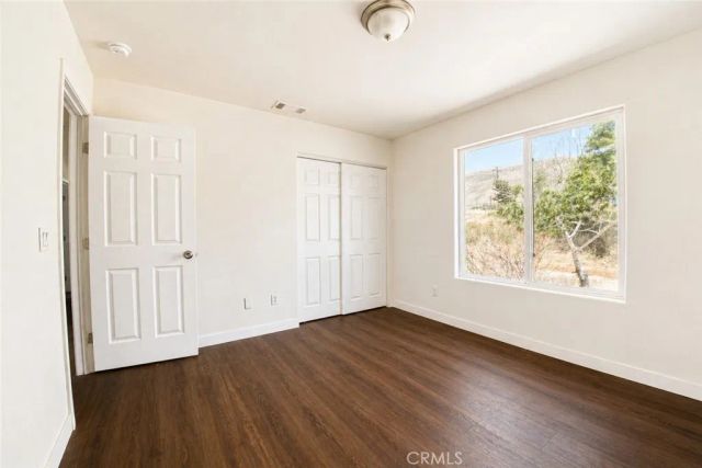 20465 Piedmont Dr, Apple Valley, CA 92308