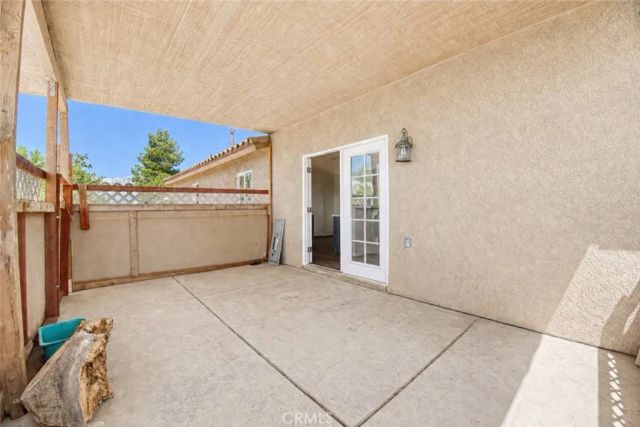 20465 Piedmont Dr, Apple Valley, CA 92308