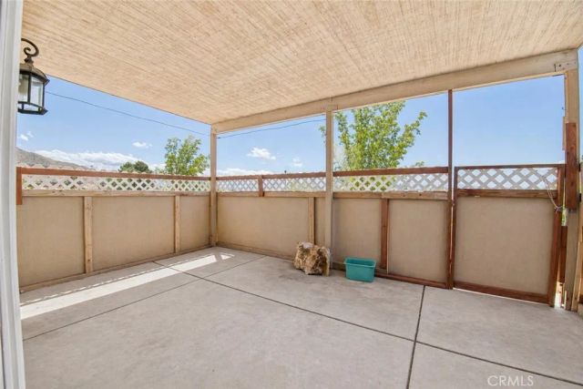 20465 Piedmont Dr, Apple Valley, CA 92308