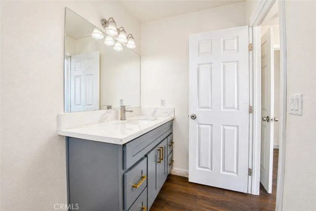 20465 Piedmont Dr, Apple Valley, CA 92308