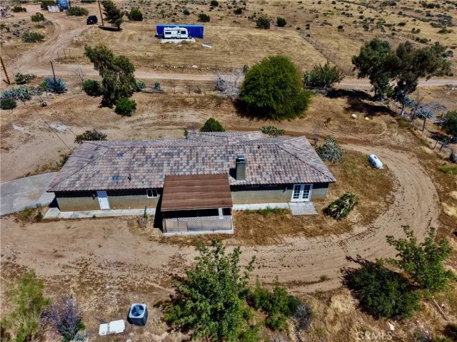 20465 Piedmont Dr, Apple Valley, CA 92308