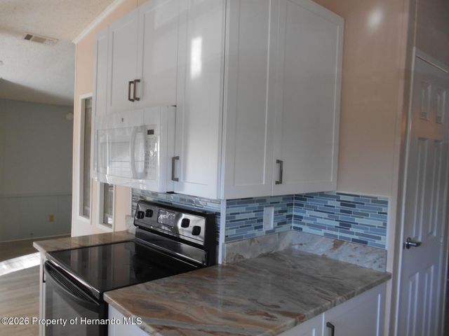 8223 Fortune Hunter Drive, Brooksville, FL 34613