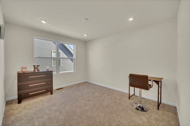 1007 Kessler Drive, Mundelein, IL 60060