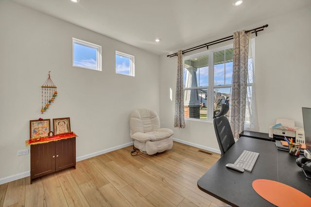 1007 Kessler Drive, Mundelein, IL 60060