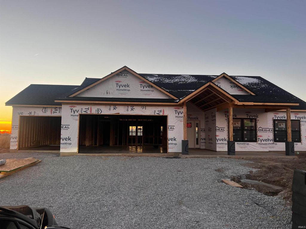 40 Howard Street, Converse, IN 46919