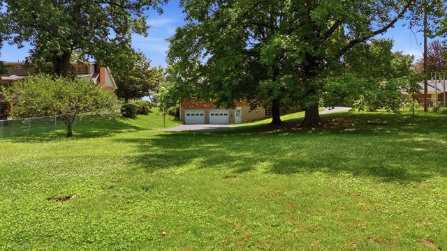 3375 Keithshire Way, Lexington, KY 40503