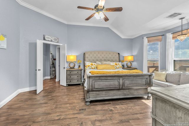 233 Scenic Hills, La Vernia, TX 78121