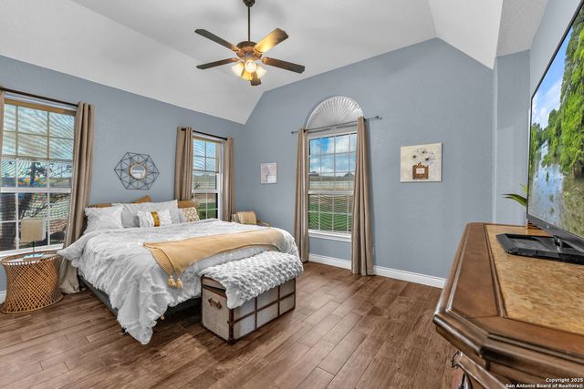 233 Scenic Hills, La Vernia, TX 78121