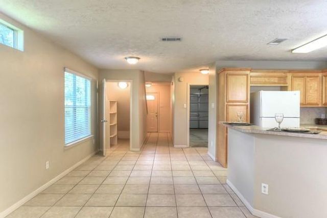 614 Foster Street, Tomball, TX 77375