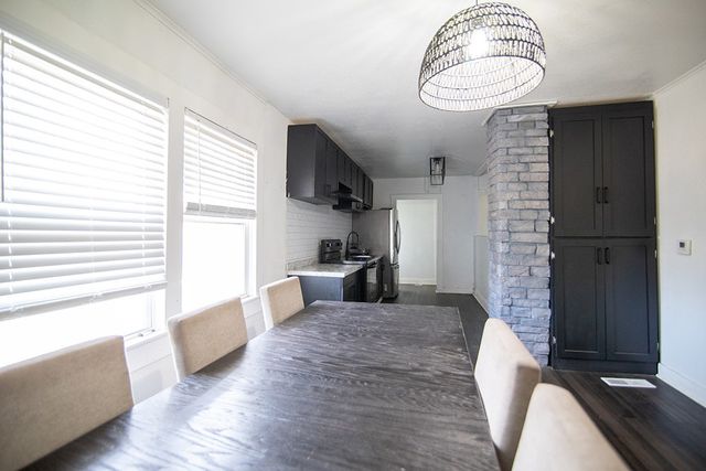 1781 Old Wire Road, Fayetteville, AR 72703