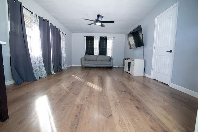 1781 Old Wire Road, Fayetteville, AR 72703