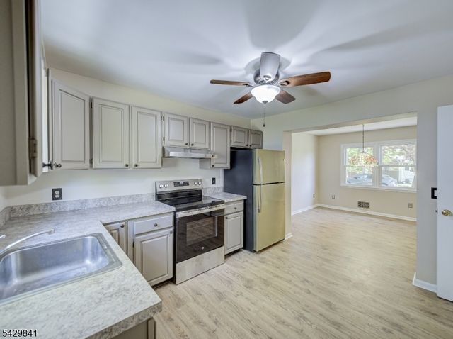 65 S Reading St, Manville Boro, NJ 08835