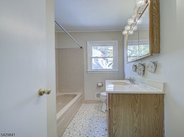 65 S Reading St, Manville Boro, NJ 08835