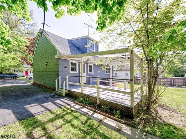 65 S Reading St, Manville Boro, NJ 08835