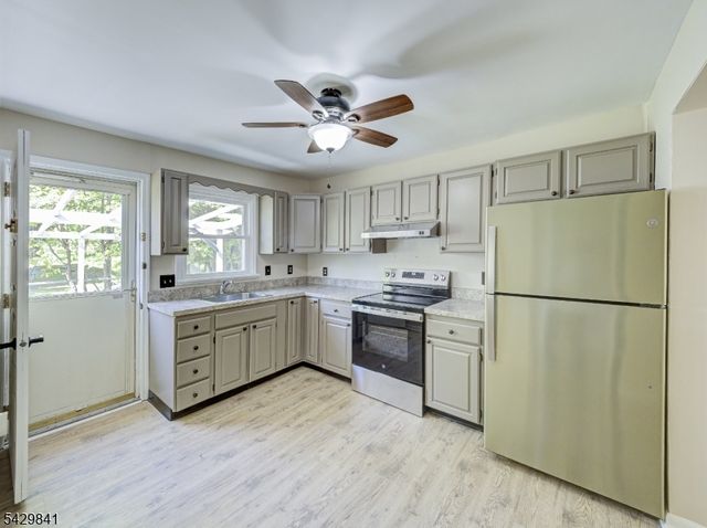 65 S Reading St, Manville Boro, NJ 08835
