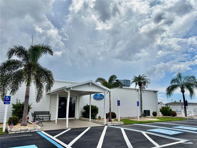 5316 53RD AVENUE E C21, Bradenton, FL 34203