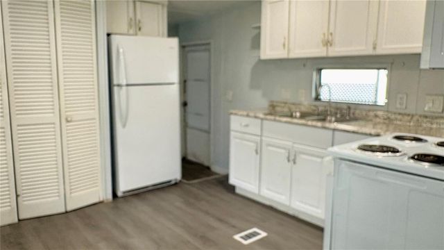 5316 53RD AVENUE E C21, Bradenton, FL 34203