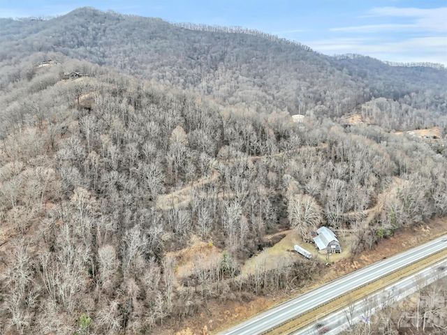 1200 Rocky Knob Road, Waynesville, NC 28786