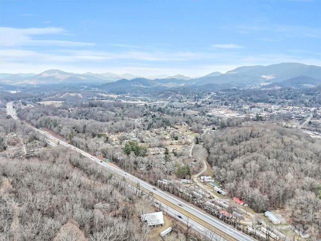 1200 Rocky Knob Road, Waynesville, NC 28786