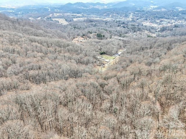1200 Rocky Knob Road, Waynesville, NC 28786