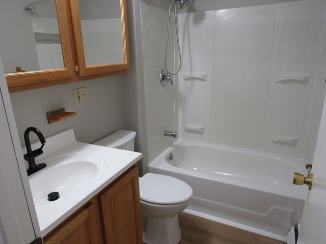 15 Robillard St 1, Gardner, MA 01440