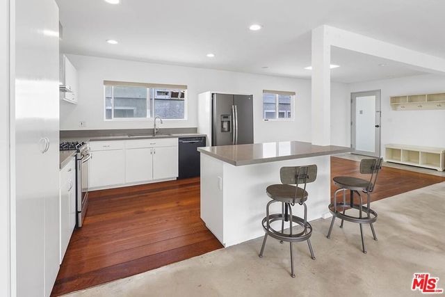 25 Ironsides Street, Marina Del Rey, CA 90292