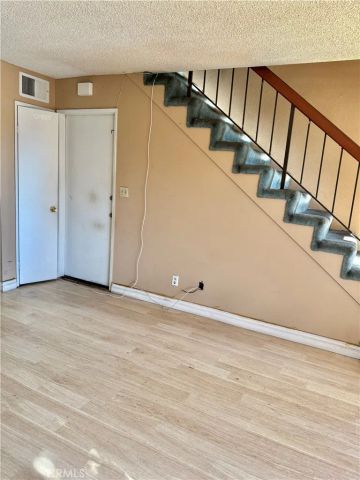 8745 Willis 107, Panorama City, CA 91402