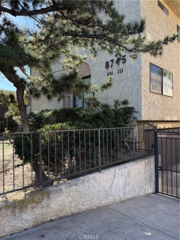 8745 Willis 107, Panorama City, CA 91402