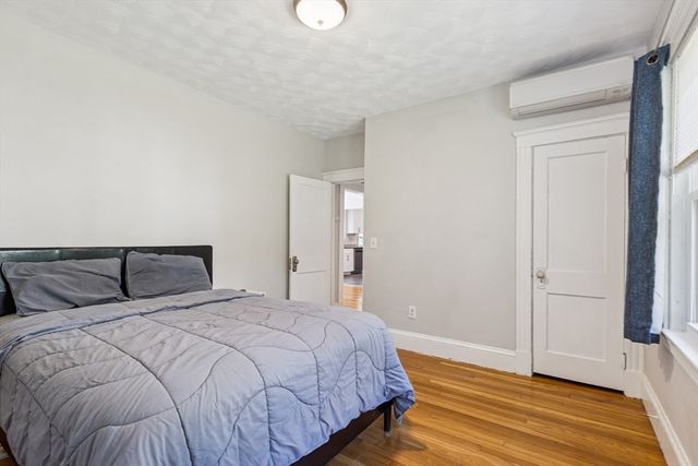 94 Hollis St, Brockton, MA 02302