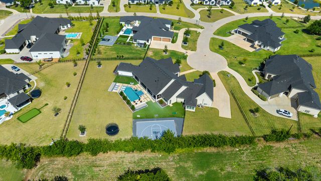 405 Crosswood Creek Court, Celina, TX 75009