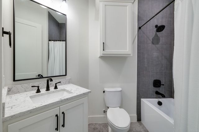 405 Crosswood Creek Court, Celina, TX 75009