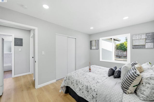 59 Lafayette Ave, Hayward, CA 94544