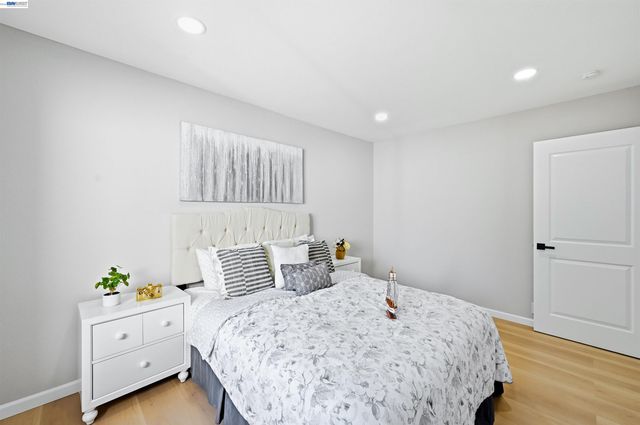 59 Lafayette Ave, Hayward, CA 94544