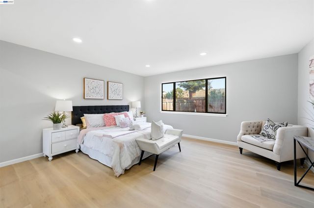 59 Lafayette Ave, Hayward, CA 94544