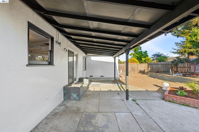 59 Lafayette Ave, Hayward, CA 94544