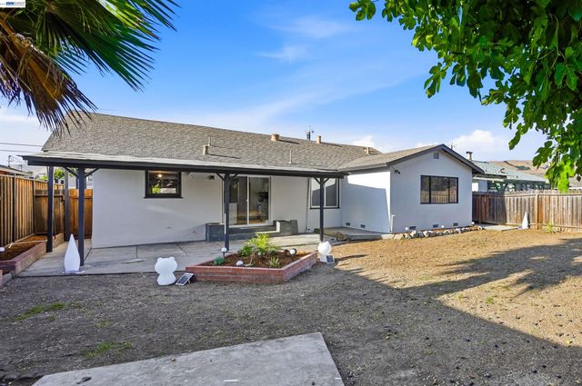 59 Lafayette Ave, Hayward, CA 94544