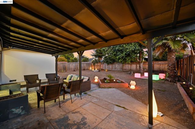 59 Lafayette Ave, Hayward, CA 94544
