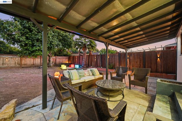 59 Lafayette Ave, Hayward, CA 94544