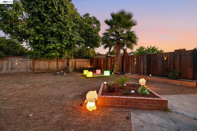 59 Lafayette Ave, Hayward, CA 94544