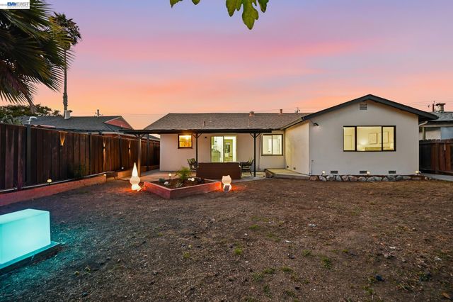 59 Lafayette Ave, Hayward, CA 94544