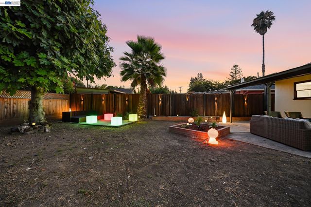 59 Lafayette Ave, Hayward, CA 94544