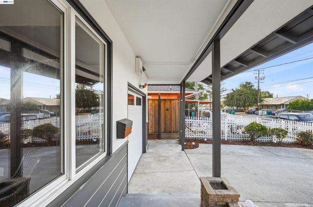 59 Lafayette Ave, Hayward, CA 94544