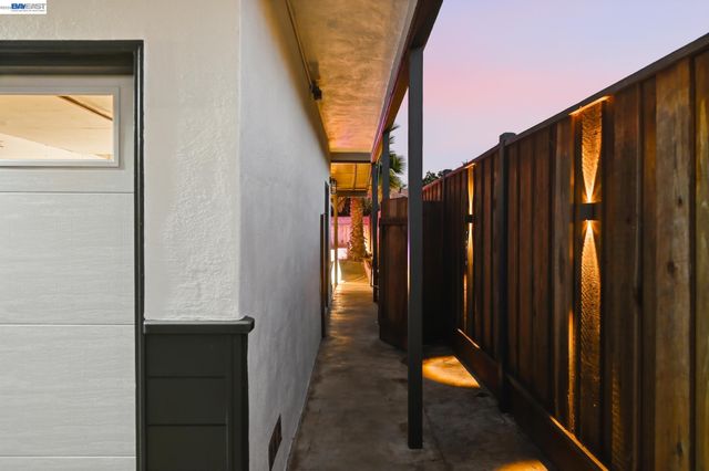59 Lafayette Ave, Hayward, CA 94544