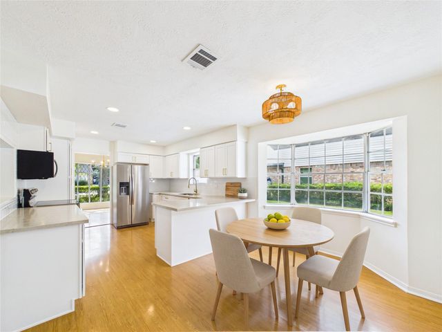 5114 Boyce Springs Drive, Houston, TX 77066