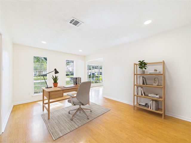5114 Boyce Springs Drive, Houston, TX 77066